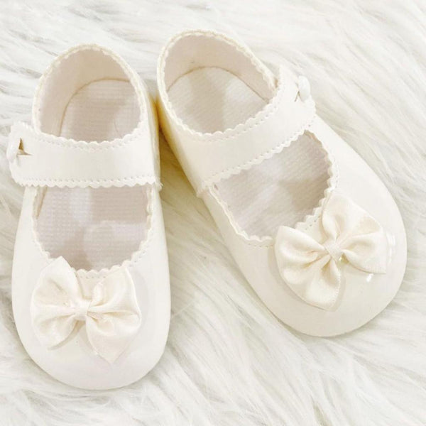 Baypod Traditional Baby Girls White Patent Soft Soled Pram Shoes BP604W